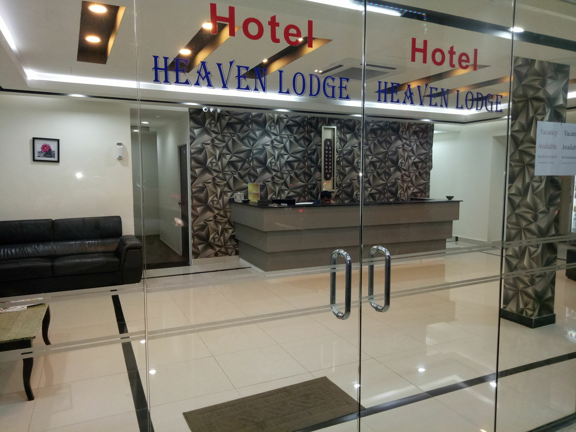 Hotel Heaven Lodge Куала-Лумпур Экстерьер фото